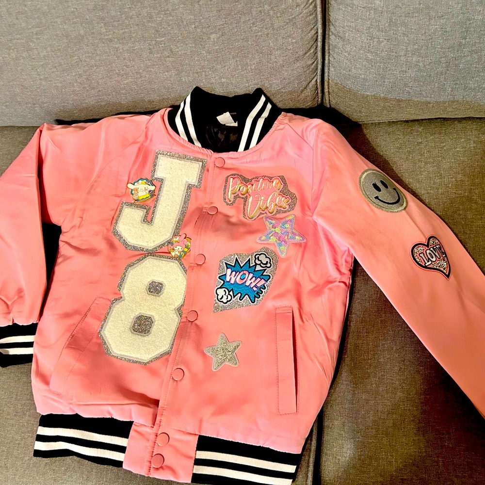 Custom varsity jackets for kids and adults. Many sizes are available and colors.